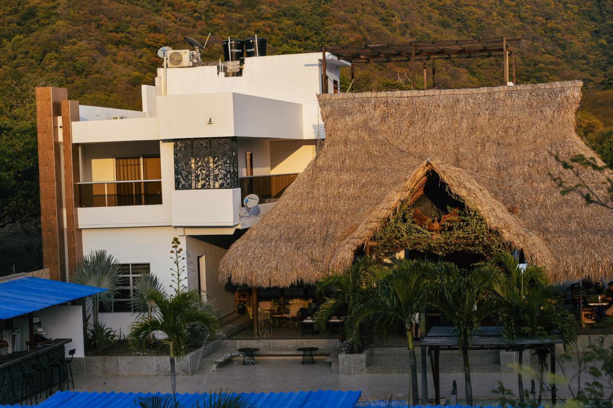 Rancho Ton Hotel Boutique Bonda Exterior photo