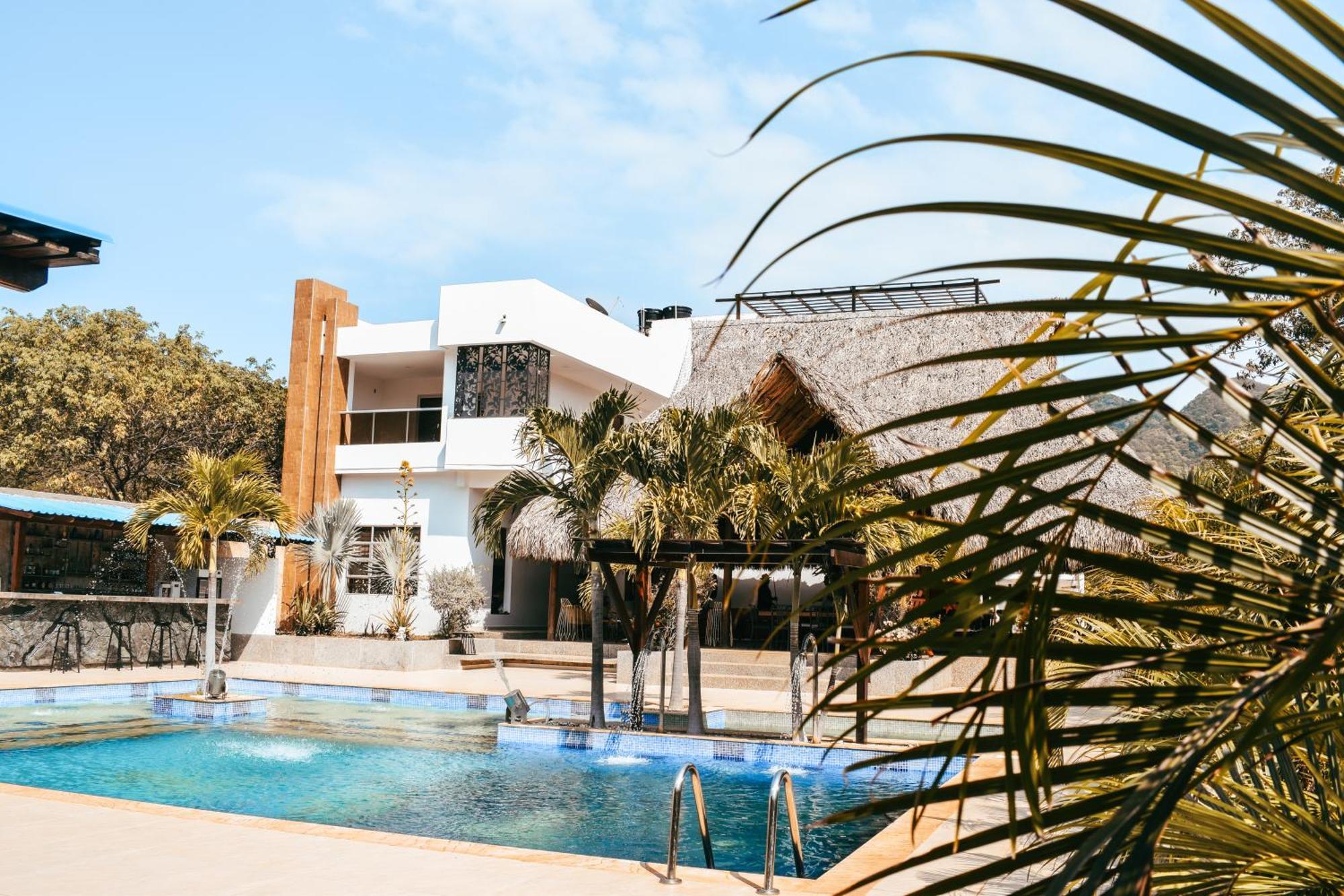 Rancho Ton Hotel Boutique Bonda Exterior photo